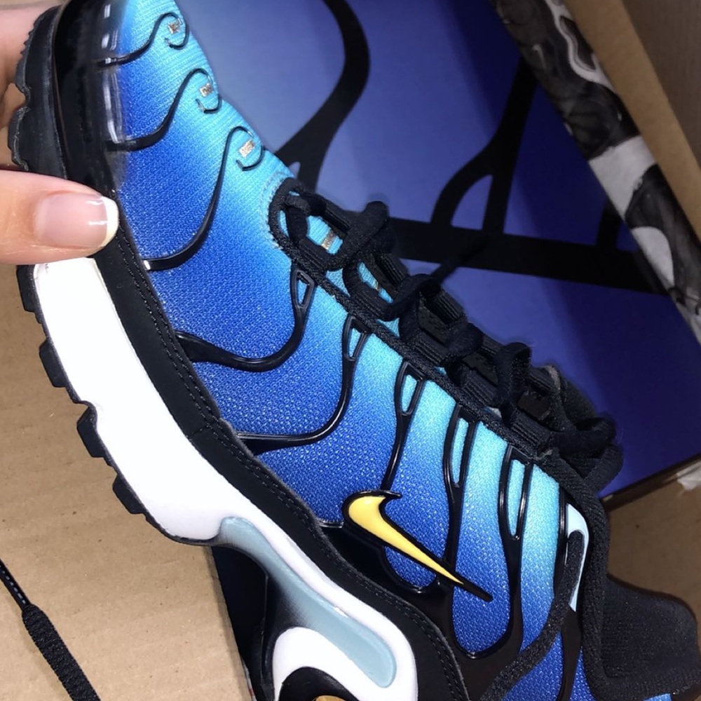 NIKE AIRMAX PLUS’S